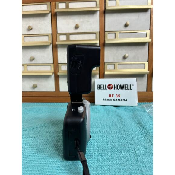 Bell + Howell 35mm Plastic Camera flash case - Picture 11 of 16